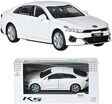 dgboy 1:38 Kia K5 DL3 Snow White Pearl Mini Car Miniatur Car Optima